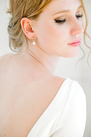Mona freshwater pearl earrings