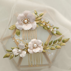 Lora Floral Hair Comb