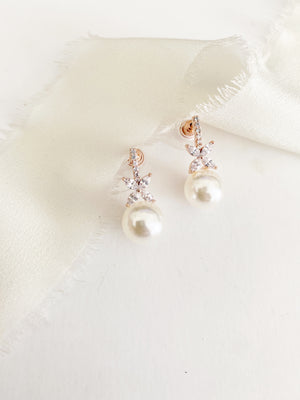 Dixie Pearl Stud Earrings