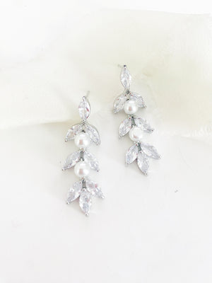 Nadia Pearl Diamond Earrings