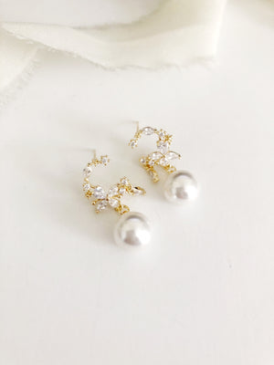 Serafina gold diamond and pearl earrings