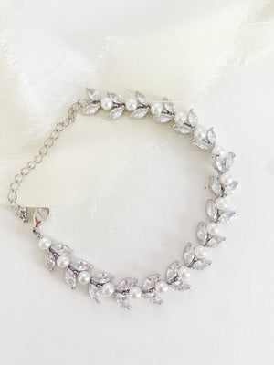 Nadia Pearl Bridal Bracelet